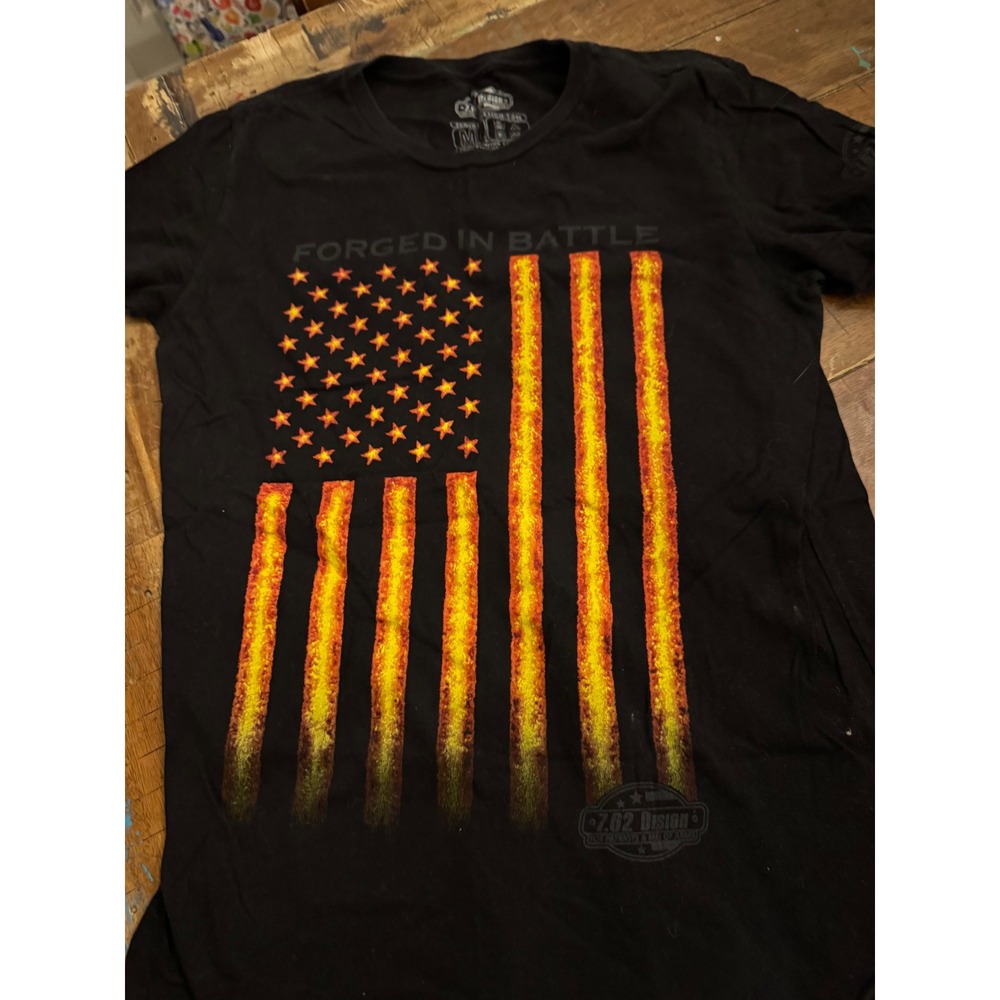 7.62 Design Forged in Battle Mens Black Graphic T-Shirt American Flag Size M